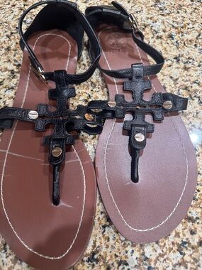 Tory Burch Black Leather Logo T-Strap Sandals with Gold Accents size 10